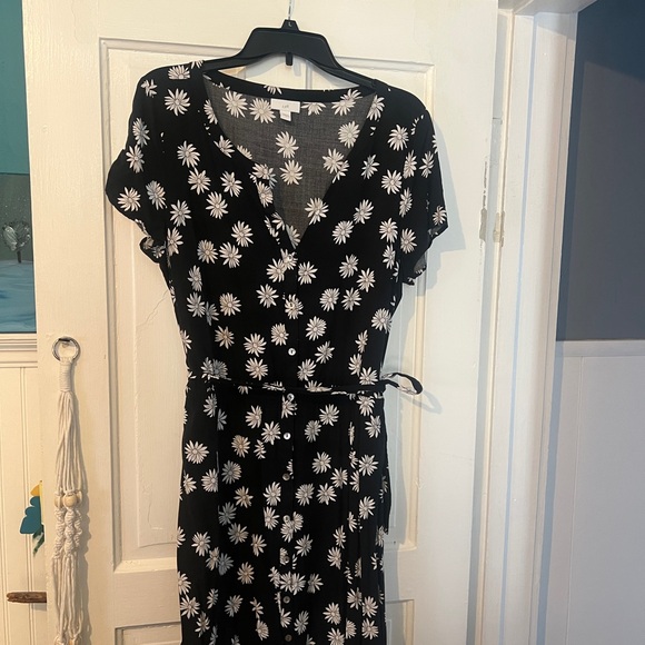J. Jill Dresses & Skirts - J. Jill ~ Black Dress with White Floral Design ~Large